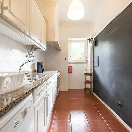 城堡附近理想公寓 Lisboa